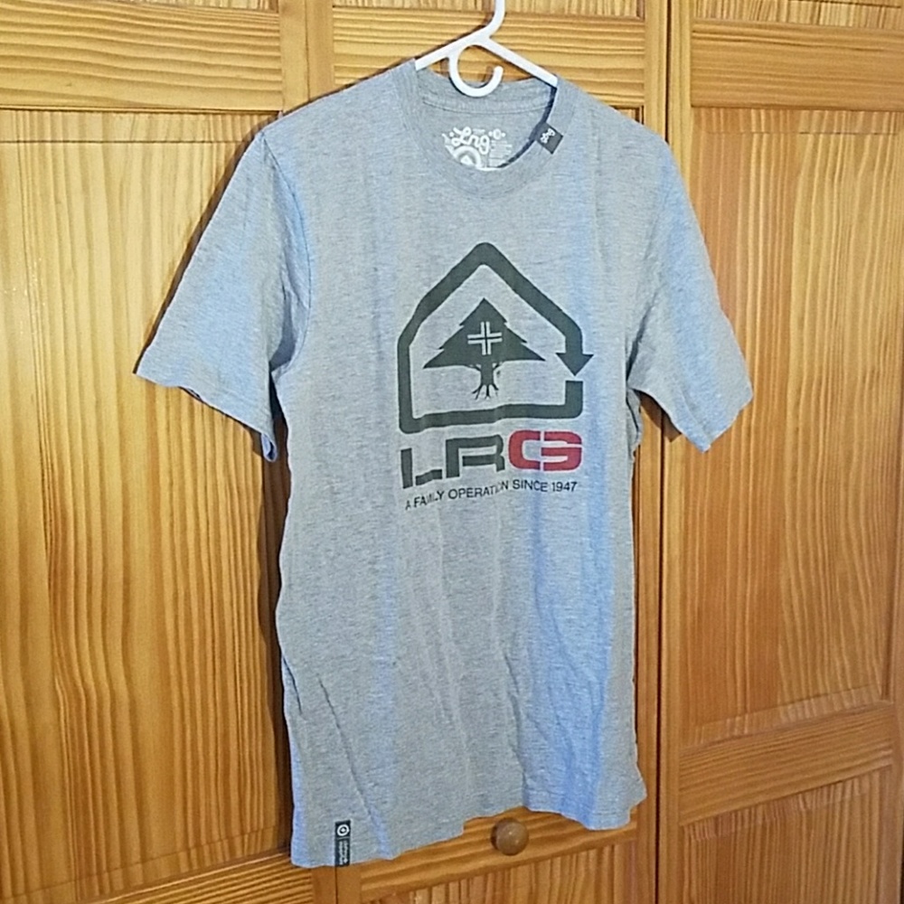 Graphic tee